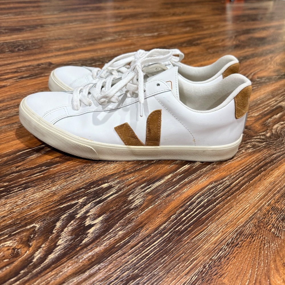 Veja 9 Esplar Sneaker Mens White Camel Brown Leather Suede Low Top Shoes